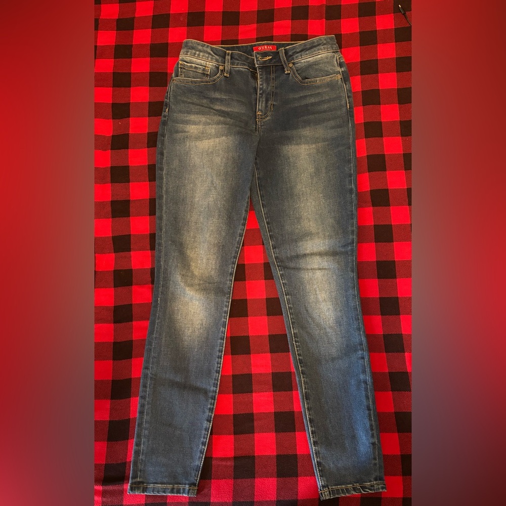 Guess Women's Skinny Jeans in Blue